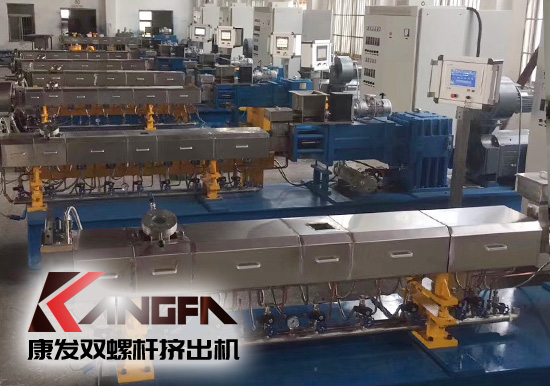 口罩是如何煉成的！各類口罩《無紡布《各種改性粒子《平雙擠出機——盡在康發(fā)雙螺桿擠出機！
