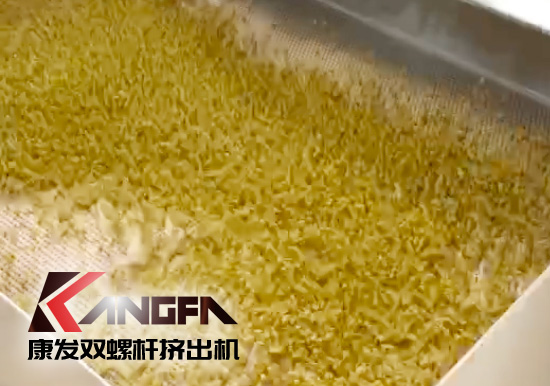 提升形象、完善產(chǎn)品及服務(wù)質(zhì)量?？蛋l(fā)雙螺桿擠出機(jī)新疆烏魯木齊某客戶(hù)服務(wù)回訪！