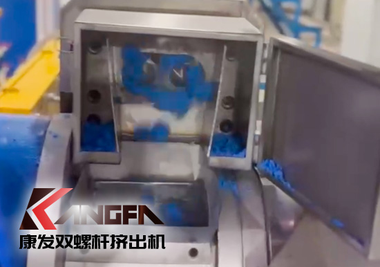 JSH雙階式85/200單、雙螺桿造粒機(jī)電纜料生產(chǎn)線試機(jī) 產(chǎn)量達(dá)1.5噸/每小時(shí)
