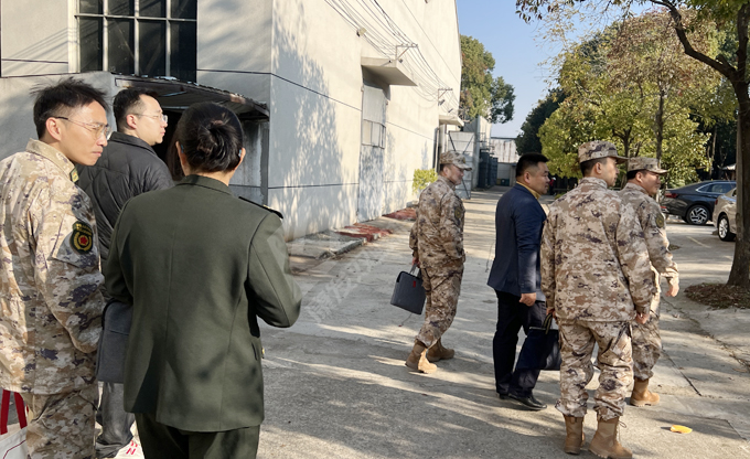 精準調(diào)查 深挖潛力 六合區(qū)人武部走訪康發(fā)雙螺桿造粒機等葛塘街道重點企業(yè)